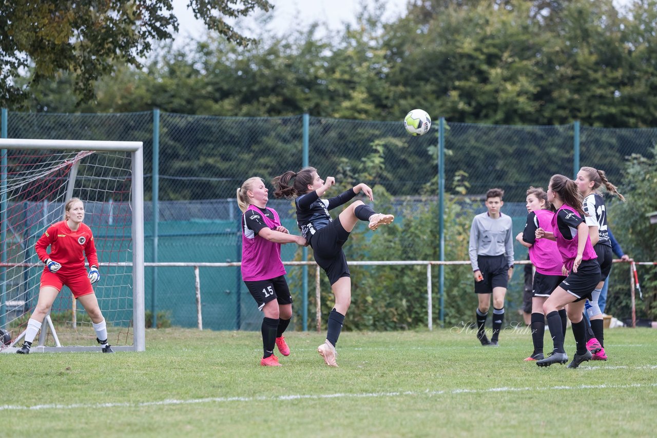 Bild 354 - Frauen Grossenasper SV - SV Steinhorst/Labenz : Ergebnis: 1:3